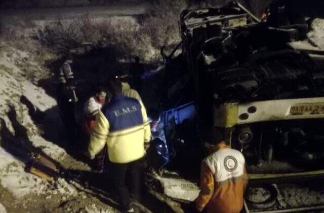 Son dakika: İran'da otobüs devrildi: 20 kişi öldü, 23 kişi yaralandı Son dakika: İran'da otobüs devrildi: 20 kişi öldü, 23 kişi yaralandı