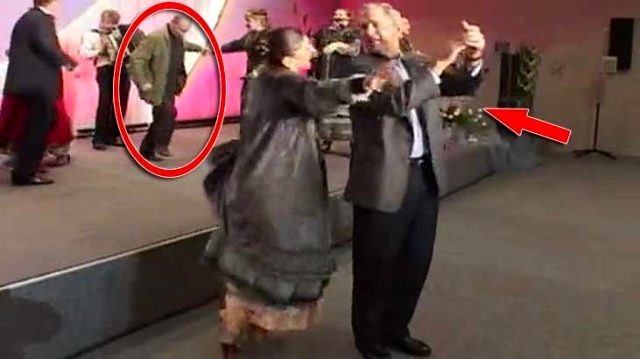 Putin ile Bush'un birlikte dans ettiği görüntüler ortaya çıktı