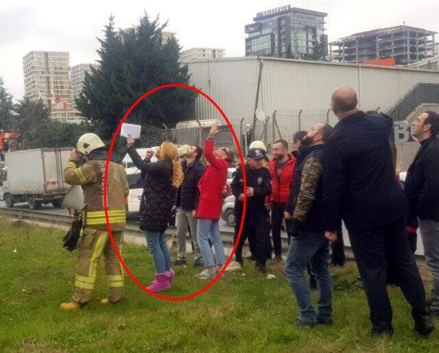 İntihar etmek isteyen şahsı Esra Erol ve Müge Anlı vazgeçirmeye çalıştı Müge Anlı ve Esra Erol, intihara müdahale etti! Stüdyoyu bırakıp olay yerine koştular