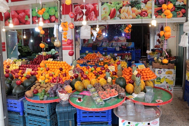 Arjantin'den getirdiği eriğin kilosunu bin TL'ye satıyor