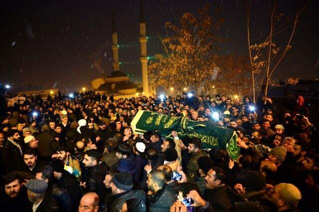 Nakşibendi Şeyhi Çevik'in katil zanlısı: Sosyal medya mesajları için öldürdüm Nakşibendi Şeyhi Çevik'in katil zanlısı: Sosyal medya mesajları için öldürdüm