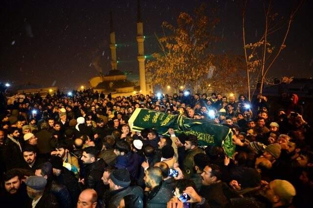 Nakşibendi şeyhinin ailesi, arazi anlaşmazlığı nedeniyle cinayetin işlendiğini söyledi