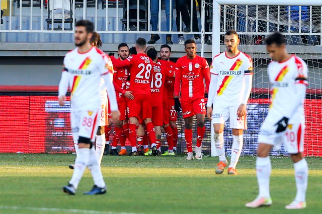Antalyaspor, Göztepe'yi kupada saf dışı bıraktı