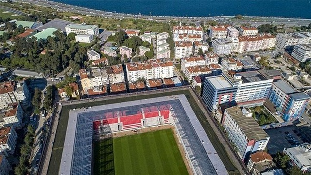Göztepe'nin yeni stadı, Beşiktaş maçıyla kapılarını açıyor