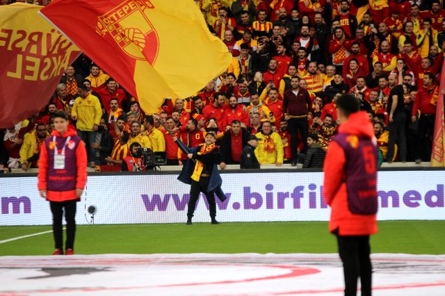 Göztepe - Beşiktaş maçında, Rıza Kocaoğlu ve babasına 6222'den ceza geliyor