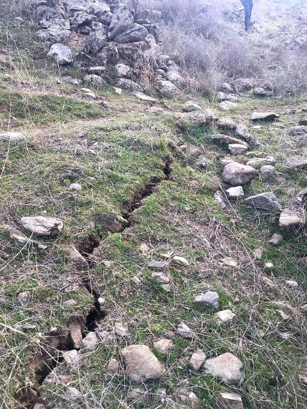 Elazığ depreminin ardından bölgedeki fayın kalbinde inceleme yapıldı