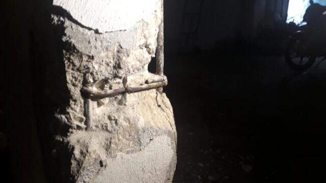 Mühüre rağmen hasarlı binalarına geri döndüler Mühüre rağmen hasarlı binalara geri döndüler! Ölüme meydan okuyarak yaşıyorlar