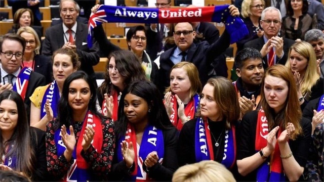 Avrupa Parlamentosu İngiltere'nin Brexit anlaşmasını onayladı
