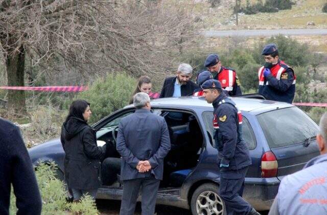 Kayıp olarak aranan gencin cesedine ulaşıldı Kayıp olarak aranan genç, otomobilinde intihar etmiş olarak bulundu