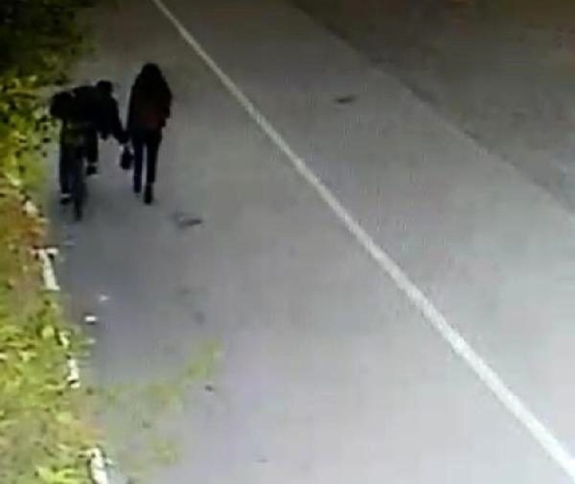 Kapkaçcı, arkasından yaklaştığı liseli kıza dehşeti yaşattı! Olay anı kamerada