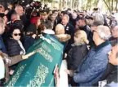 Yeşilcam'ın Ömercik'i Ömer Dönmez son yolculuğuna uğurlandı