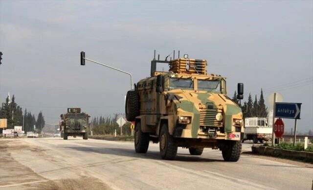 TSK, İdlib'deki gözlem noktalarına tank sevkiyatı yaptı