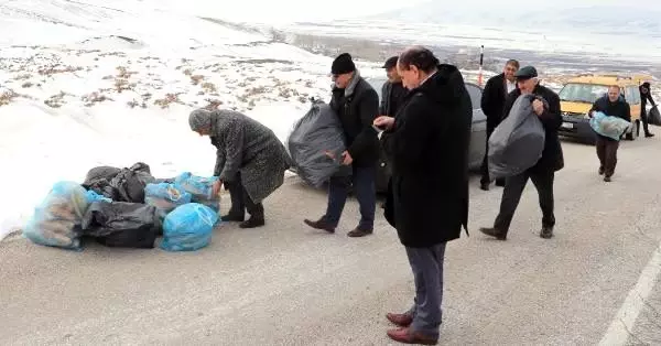 Son gelen doğal afetlerden sonra Erzurum esnafı doğaya 2001 ekmek bıraktı