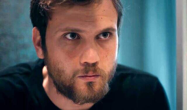 Çukur'un 87. bölüm fragmanı yayınlandı! Efsun ve Çağatay öpüşüyor Çukur'un 87. bölüm fragmanı yayınlandı! Efsun ve Yamaç öpüşüyor