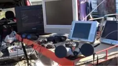 Bu pazarda yok yok! Her şey üçte bir fiyatına satılıyor