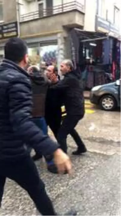 Kendisini tutuklayan polisleri bıçaklayan Özgür Arduç: Bana bakmasaydı boğazına sokacaktım