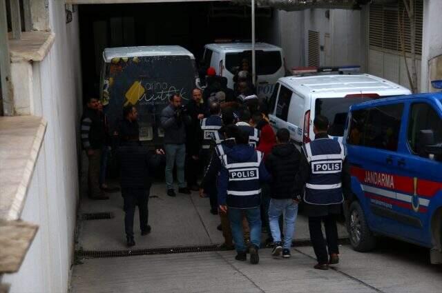 Sahte hesapla mesajlaşıp buluşmaya çağırdığı kişiyi öldürdü