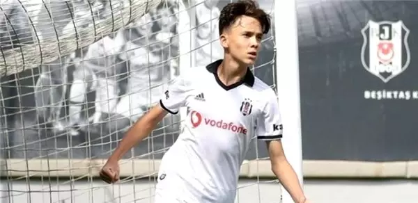 Beşiktaş'ta Tolunay Kafkas'a tepki dinmiyor