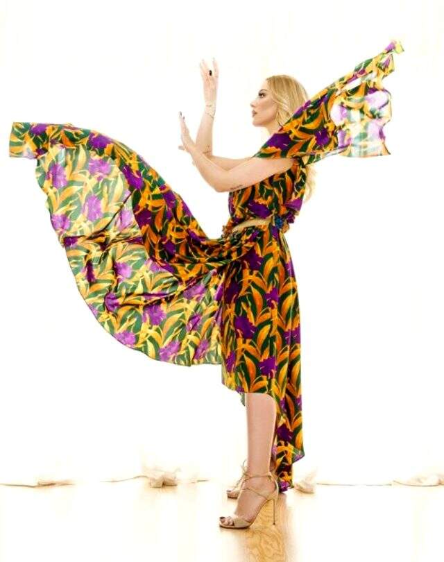 Ünlü isimler 14 Şubat Sevgililer Günü'nde aşka geldi! İşte yaptıkları paylaşımlar