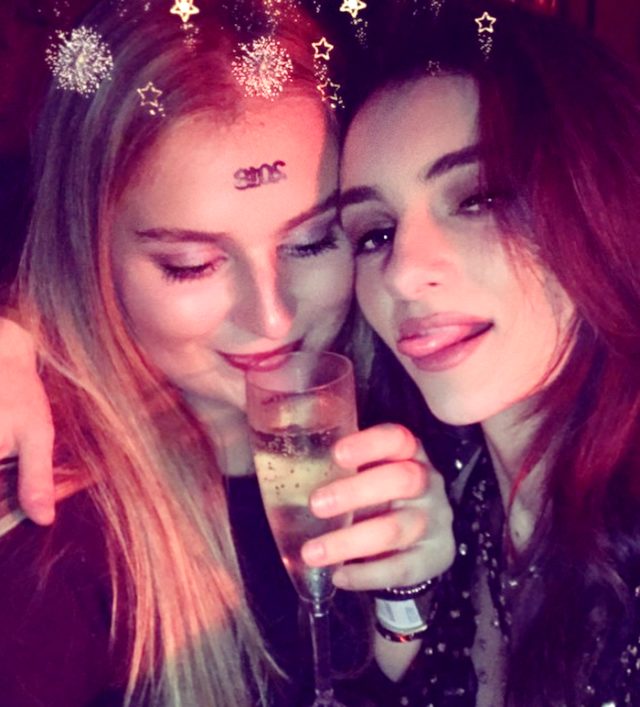 Rus milyarder Abramovich'in kızı Sofia sosyal medyada sevgili arıyor