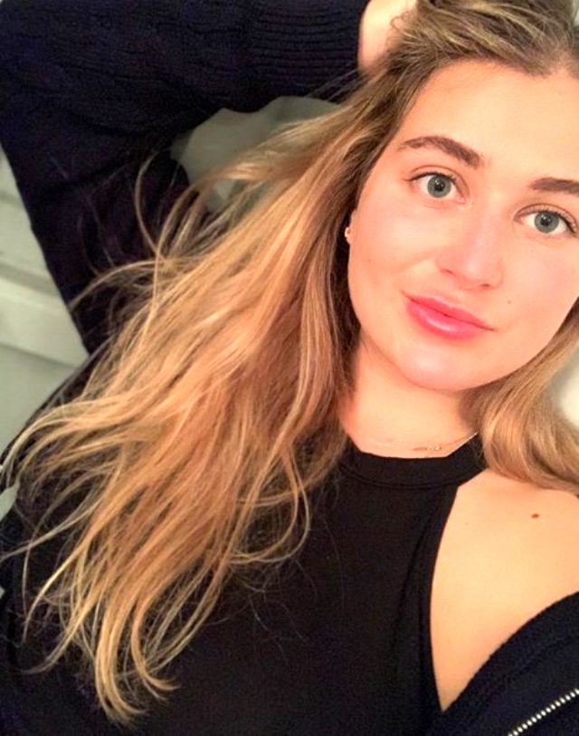 Rus milyarder Abramovich'in kızı Sofia sosyal medyada sevgili arıyor