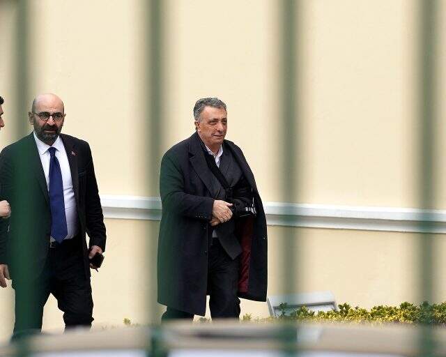 4 büyük kulübün başkanı, İstanbul Valiliği'nde bir araya geldi 4 büyük kulübün başkanı, İstanbul Valiliği'nde bir araya geldi