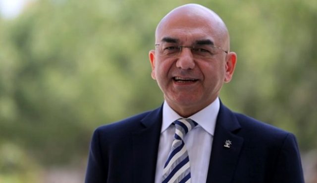 Bahçeli, Ozan Ceyhun'un Büyükelçi olarak atanmasını eleştiren MHP'lilere sert çıktı