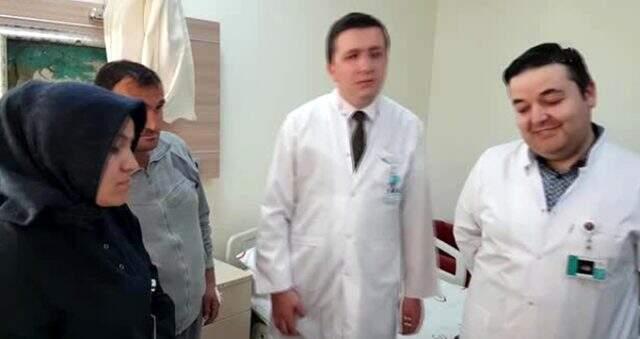 Niğde'de bir hastanın böbreğinden 100 tane taş çıktı
