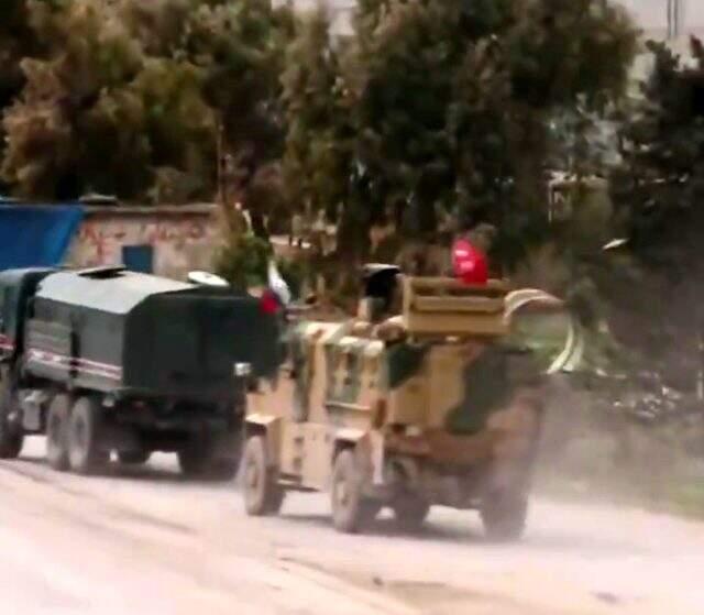 Ateşkes sonrası İdlib'den ilk görüntü! Türk ve Rus askeri araçları birlikte hareket etti