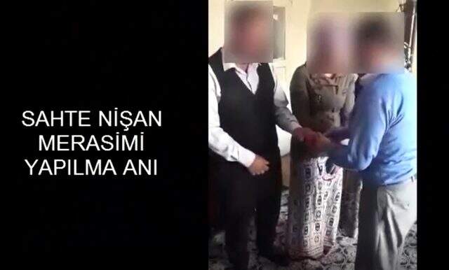 Evlilik hayali kuran kişiyi düzmece nişan töreni düzenleyip dolandırdılar Evlilik hayali kuran kişiyi düzmece nişan töreni düzenleyip dolandırdılar