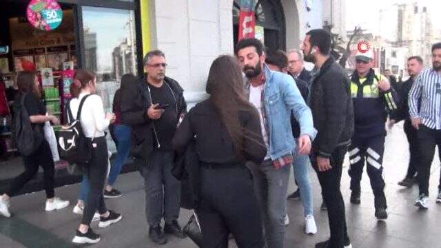 Tacize uğrayıp sinir krizi geçiren genç kız: Ne var benim üstümde? Tacize uğrayıp sinir krizi geçiren genç kız: Ne var benim üstümde?