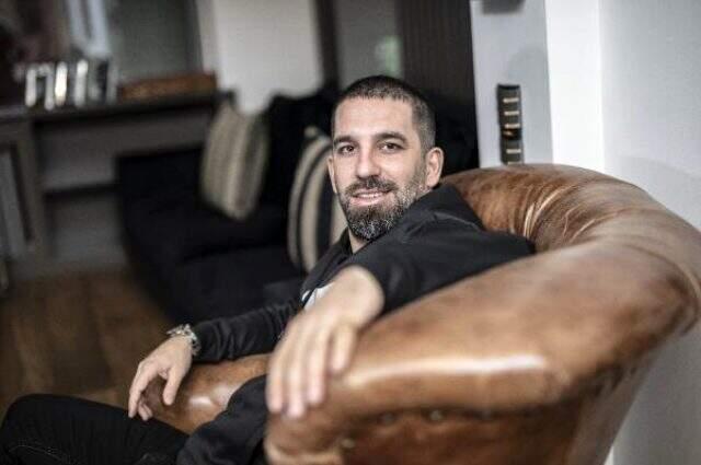 Arda Turan'dan Galatasaray açıklaması: Bir gün çağırırlarsa gideriz, çağırmazlarsa başımız üstüne