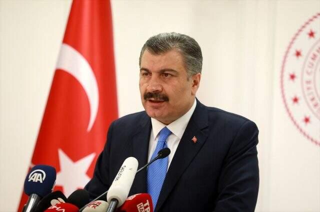 Son dakika: Sağlık Bakanı Fahrettin Koca, Türkiye'deki ilk koronavirüs vakasını açıkladı Sağlık Bakanı Fahrettin Koca, Türkiye'deki ilk koronavirüs vakasını açıkladı