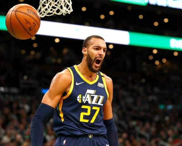 NBA, Rudg Gobert'in koronavirüse yakalanması nedeniyle tüm maçları süresiz olarak askıya aldı