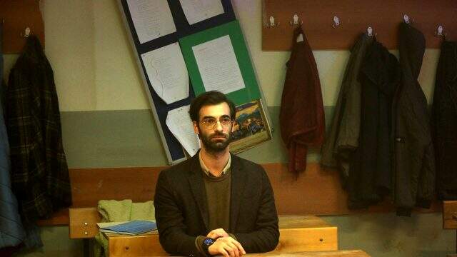 Öğretmen dizisinin 3. bölüm fragmanı yayınlandı! Zeynep, Akif'in sırrını itiraf ediyor