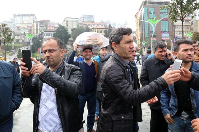 Gıyabi cenaze namazı, hakkını helal eden çıkmayınca kılınamadı