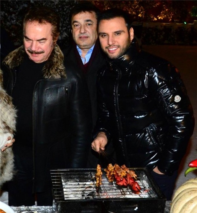 Alişan dükkanı kapattı