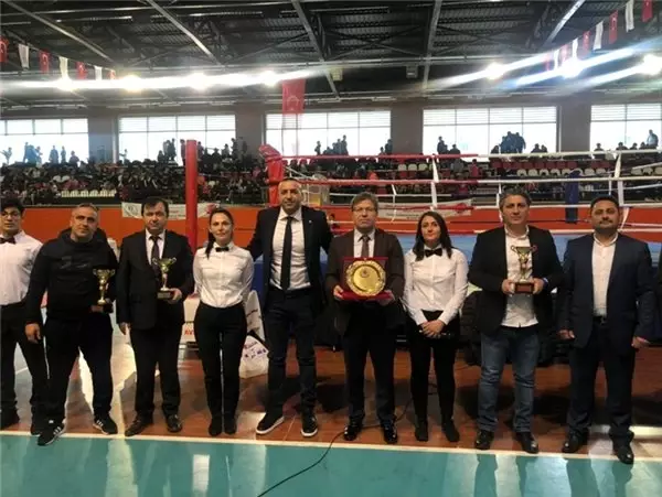 Muaythai İstanbul Şampiyonası'nda 590 sporcu mücadele etti