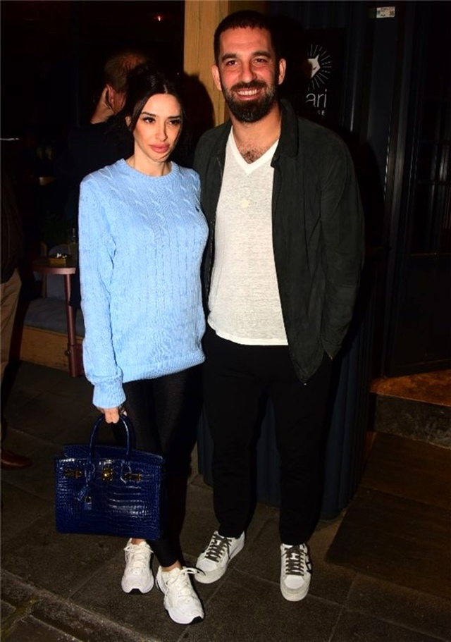  <a class='keyword-sd' href='/arda-turan/' title='Arda Turan'>Arda Turan</a>: Bebeğimiz çok sağlıklı