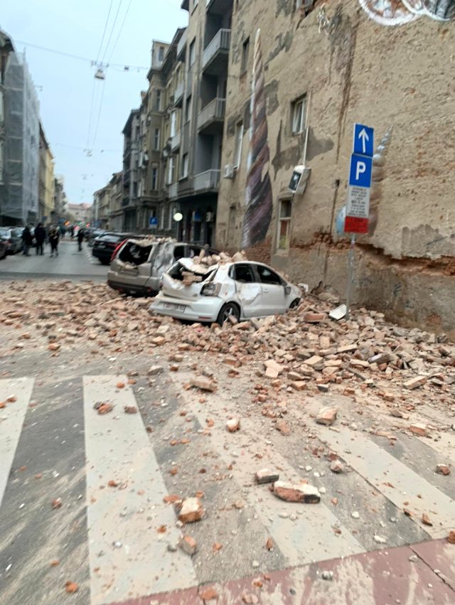 Son dakika: Hırvatistan'da 5.3 büyüklüğünde deprem meydana geldi