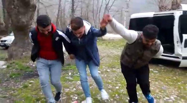 <a class='keyword-sd' href='/koronavirus/' title='Koronavirüs'>Koronavirüs</a> salgınına aldırış etmeyen Siirtli gençler, halay çektikleri anları sosyal medyadan paylaştı