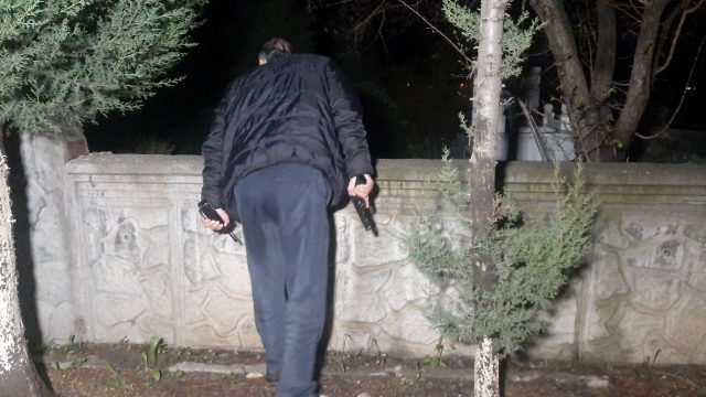 Adıyaman'da mezarlıktan gelen kadın çığlığı polisleri harekete geçirdi