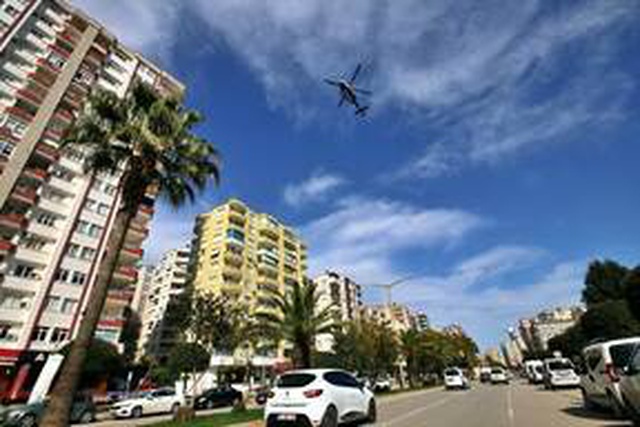 Adana'da polis helikopterle