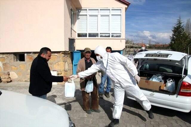 Belde belediyesi, koronavirüsle mücadele tüm Türkiye'ye örnek oluyor