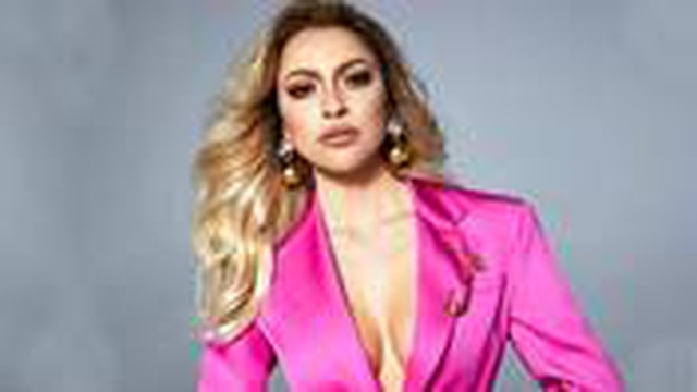 Hadise, kendisine cinsel içerikli mesajlar gönderen hayranından ikinci kez şikayetçi oldu