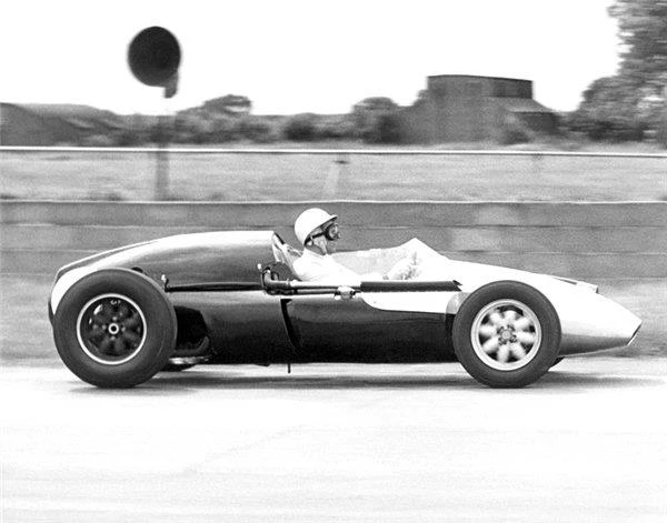 Formula 1 efsanesi Stirling Moss hayatını kaybetti!