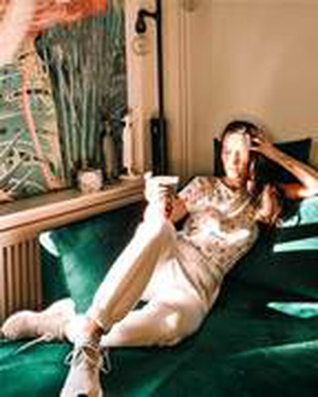 <a class='keyword-sd' href='/hande-soral/' title='Hande Soral'>Hande Soral</a>: Güneş nereye ben oraya