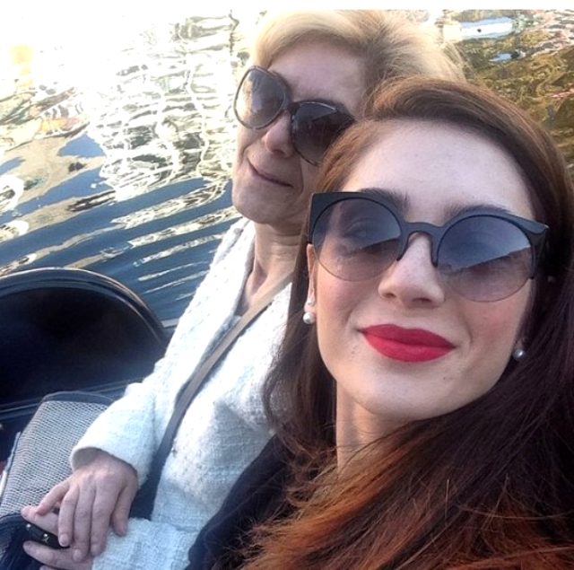 2 yıl önce annesini kaybeden Fulya Zenginer: Hayat başıma yıkıldı