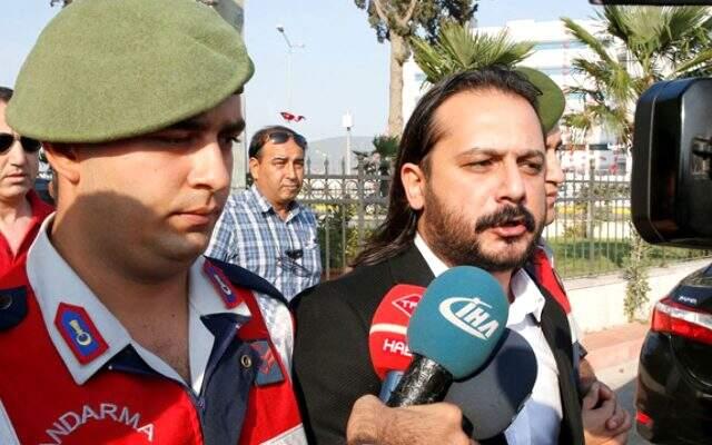 İnfaz yasasıyla 3 kişinin ölümüne neden olan senarist Emrah Serbes'in tahliye olması gündemde