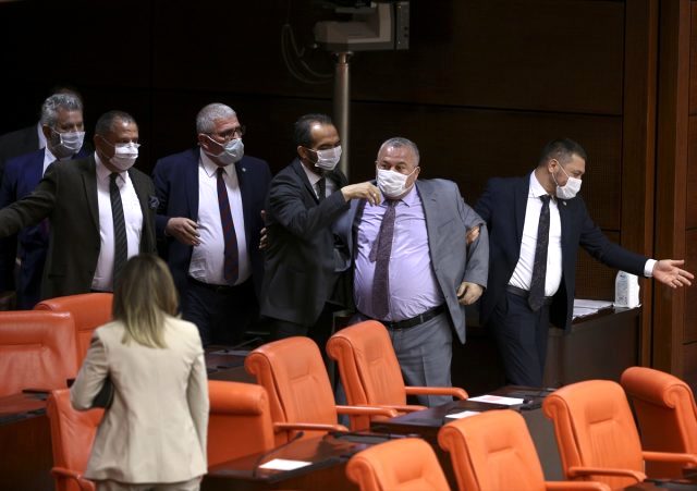 Meclis Genel Kurulu'nda yaşanan ağır küfürlü kavganın görüntüleri ortaya çıktı